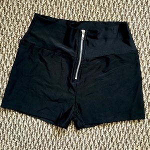 iHeartRaves High Waist Zipper Booty Shorts - L